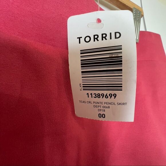 Nwt Torrid Coral Ponte Pencil Skirt Womens Size 00 M/10 - Picture 7 of 12